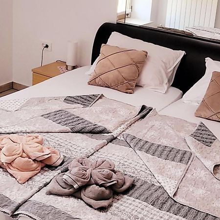 Apartmaji Soncek Изола Экстерьер фото