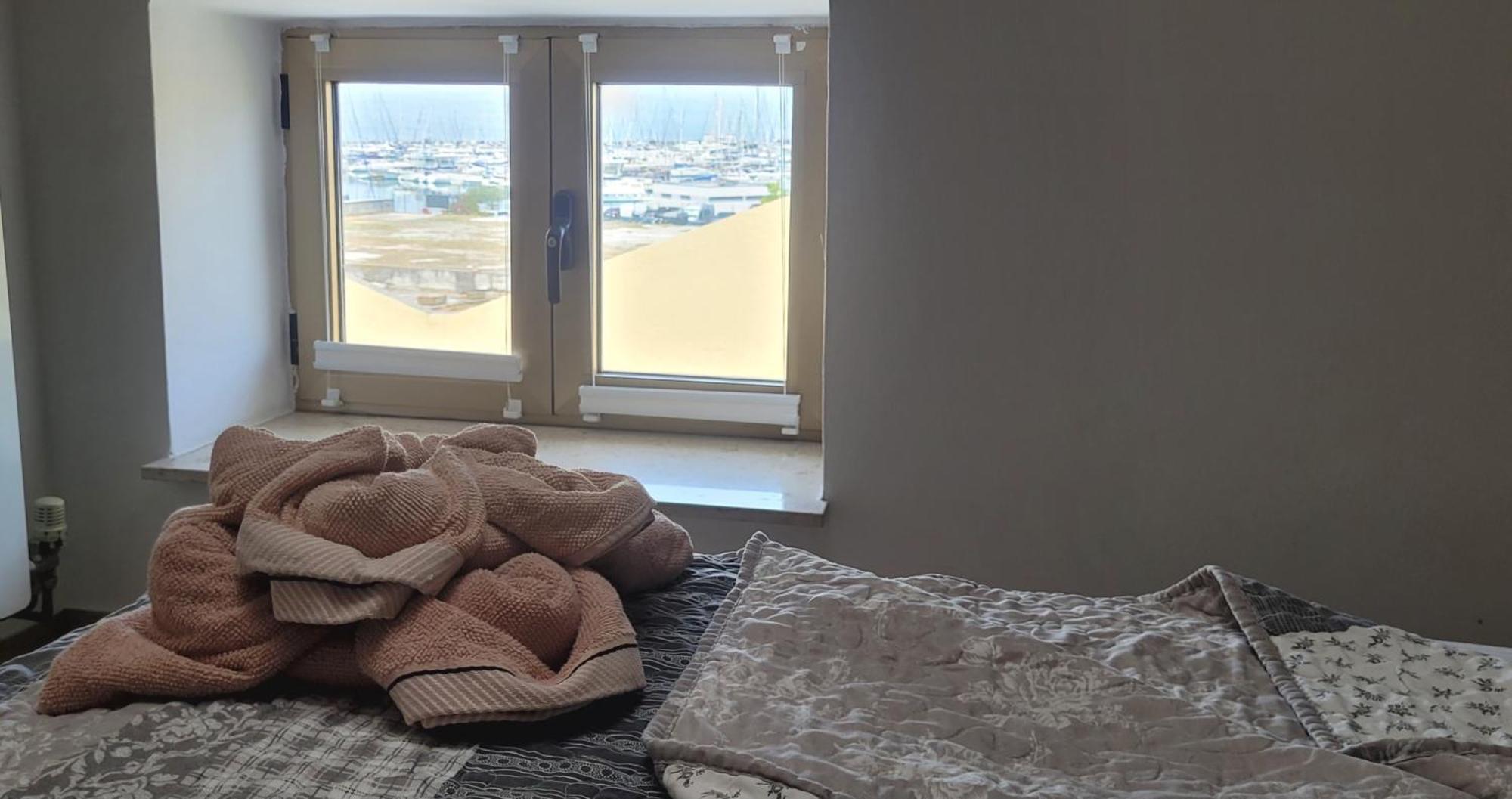 Apartmaji Soncek Изола Экстерьер фото